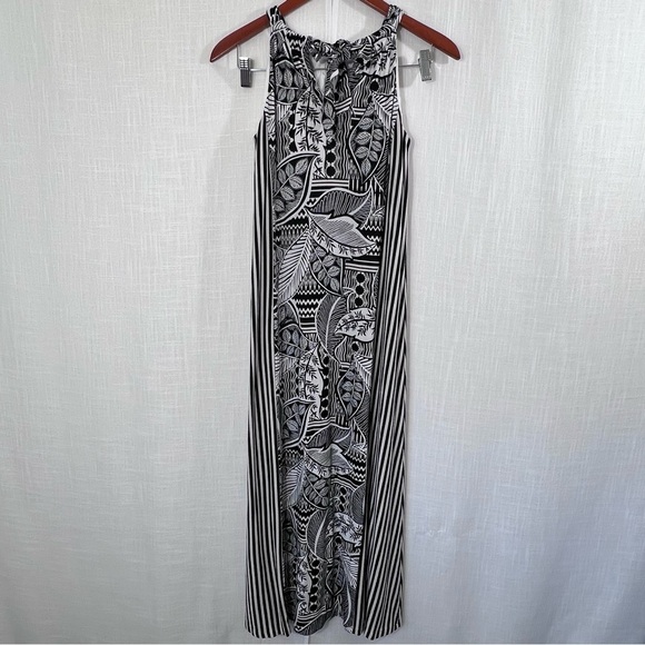 Chicos Tropical Print Flattering Stripes Halter Keyhole Tie Neck Maxi Dress 0P - Picture 10 of 15
